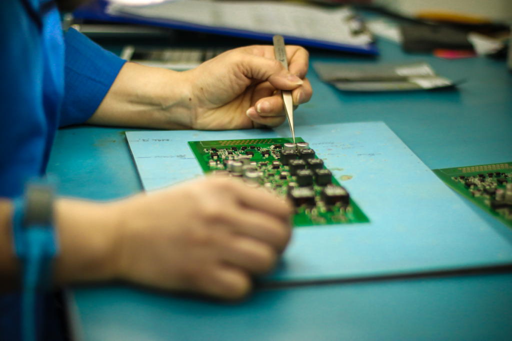 Draycote Technology PCB design, build and repair and rework circuit boards